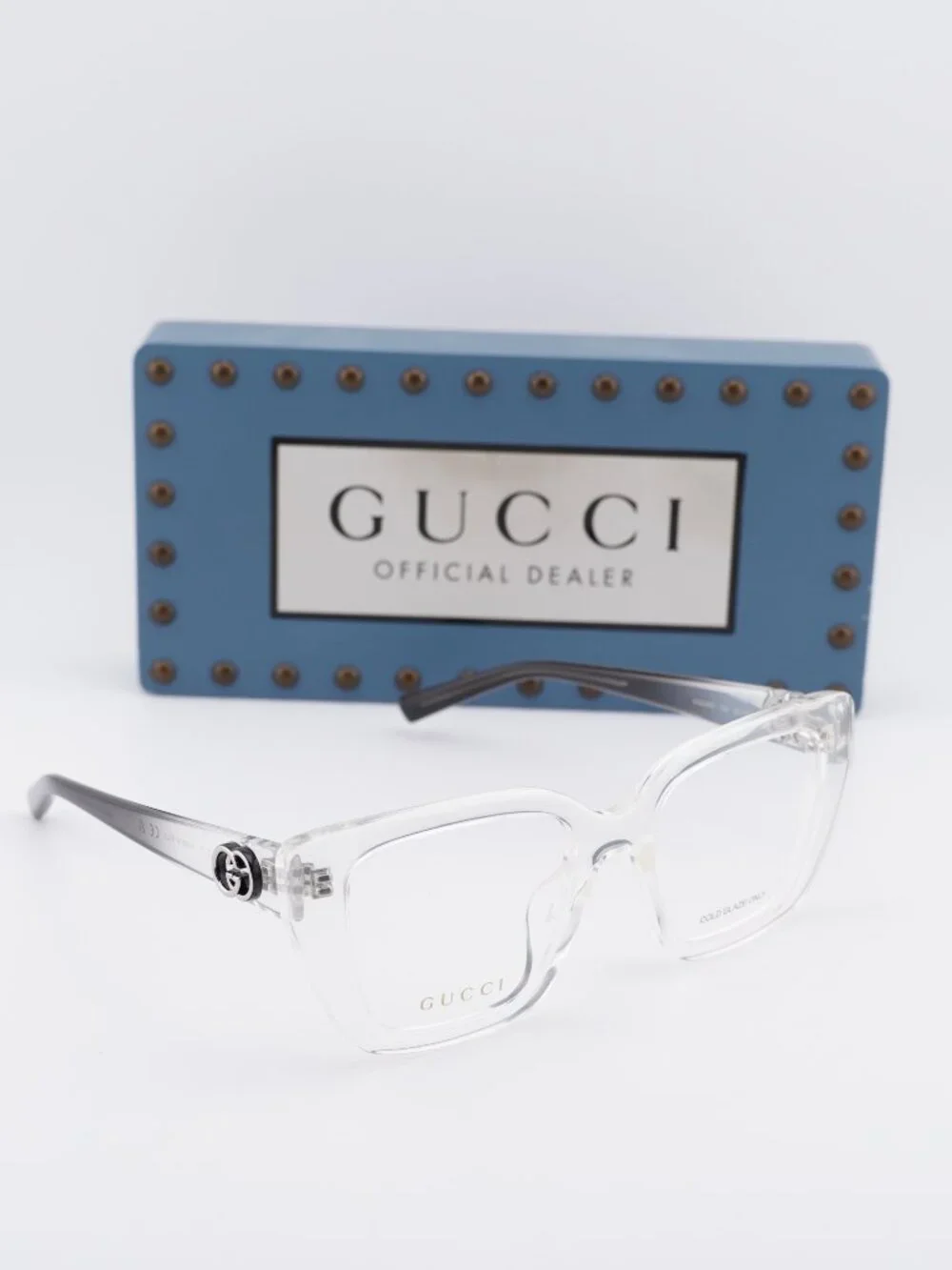 Gucci model gg2028o